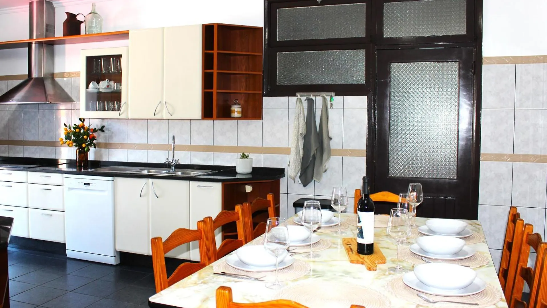 Madeira Home Spacious Accommodation Funchal